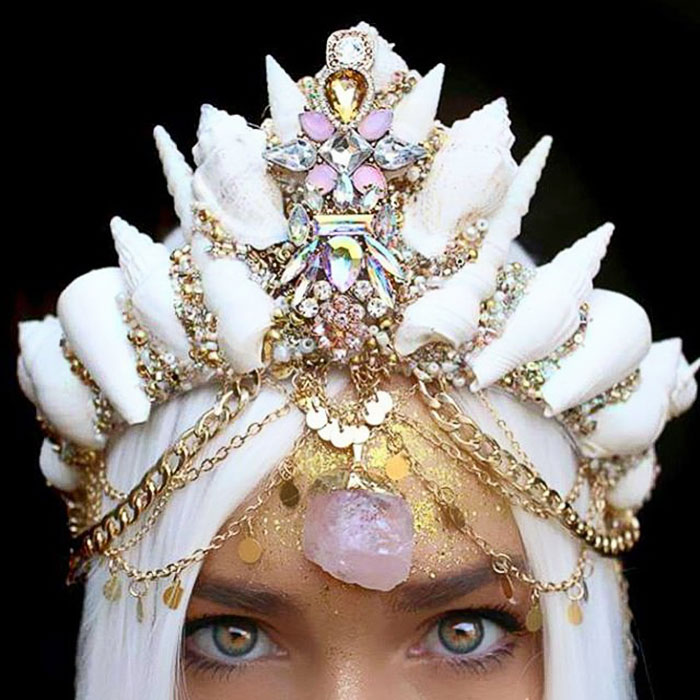 Mermaid Crowns With Real Seashells Photos (9)